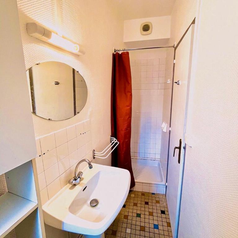 Studio à 5 min des halls - Apartment mit 2 Schlafzimmern - 5