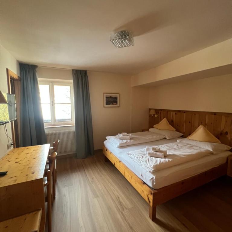 LAKE & RIVER Hotel - Standard Double Room - 1