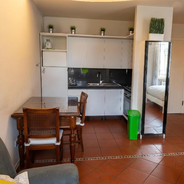 Suite Loggetta 2 - Appartamento con 1 Camera da Letto - 4