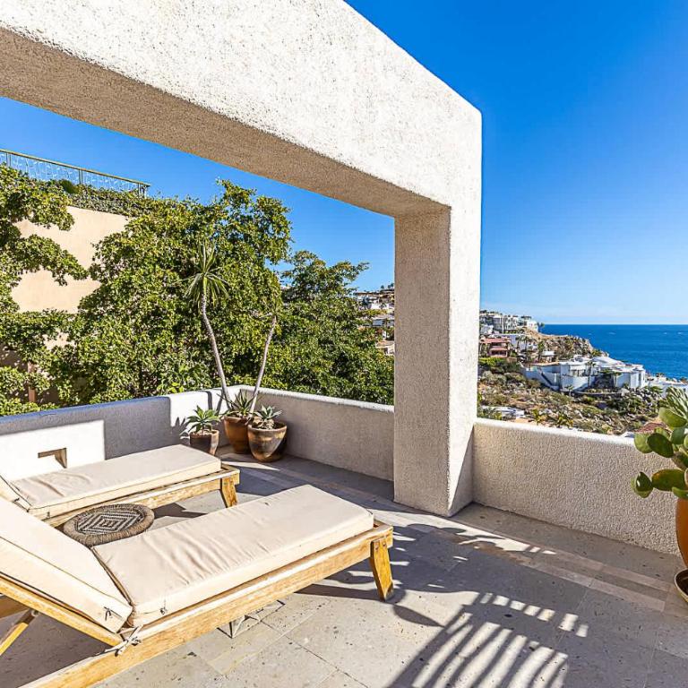 Chic 5BR Oceanview Villa with Pool in Pedregal - Villa - 3