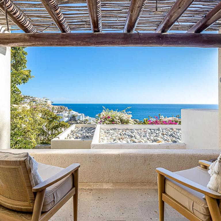 Chic 5BR Oceanview Villa with Pool in Pedregal - Villa - 15