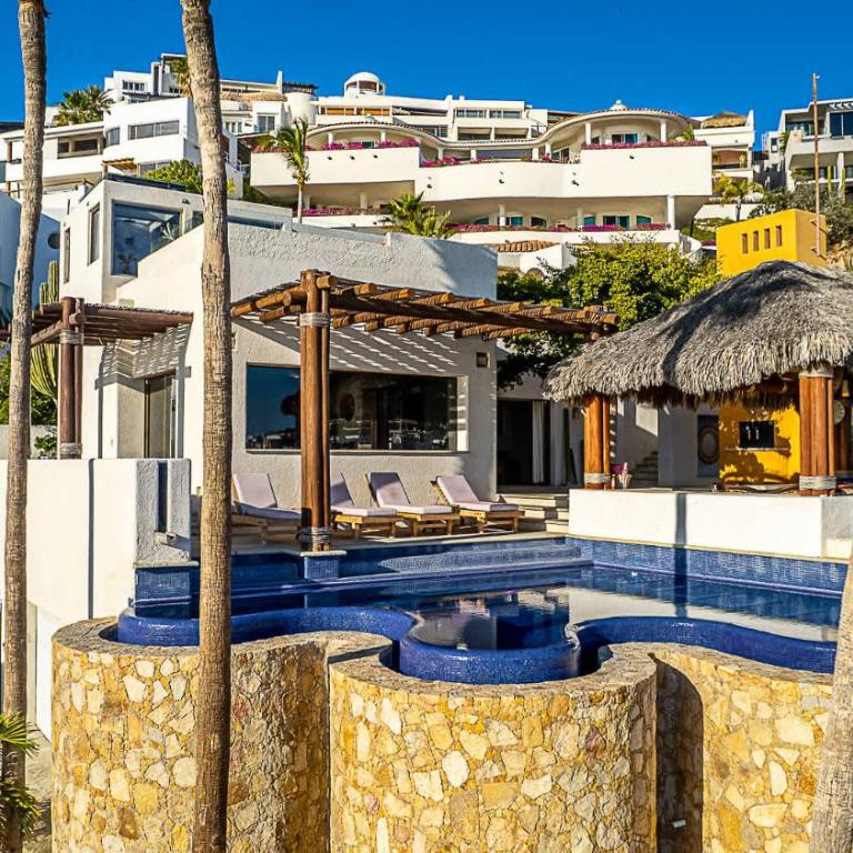 Chic 5BR Oceanview Villa with Pool in Pedregal - Villa - 35