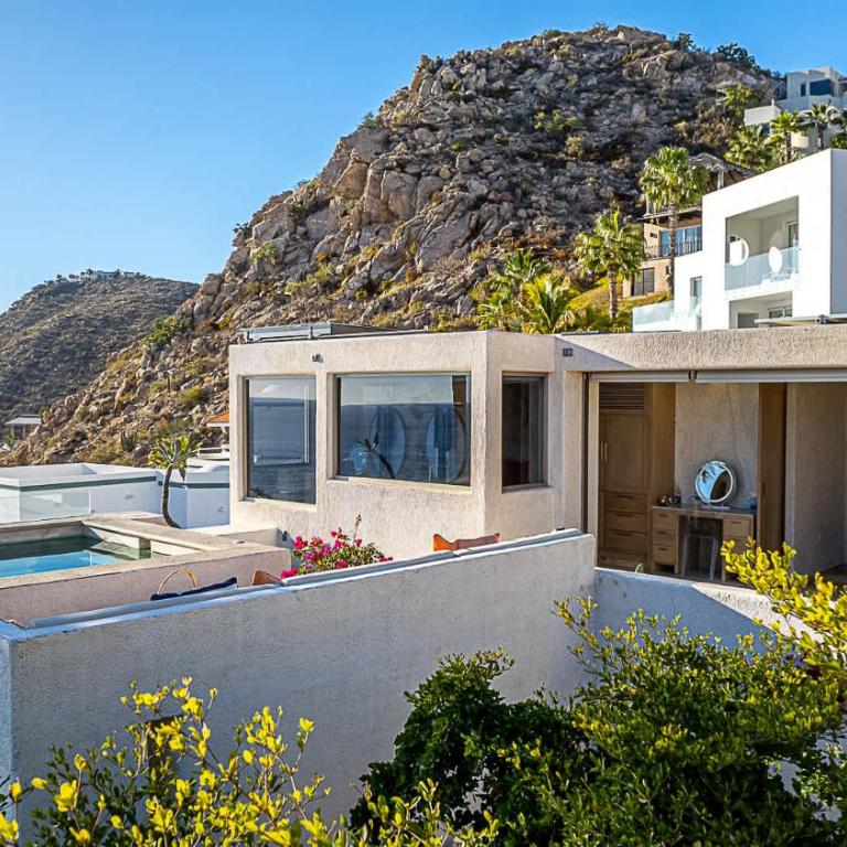 Chic 5BR Oceanview Villa with Pool in Pedregal - Villa - 36