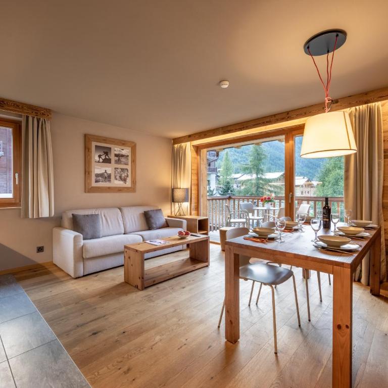 SWISSPEAK Resorts by Pierre & Vacances Premium Zinal - Ferienwohnung mit 2 Schlafzimmern und Terrasse oder Balkon (6 Personen) – Südseite - 5