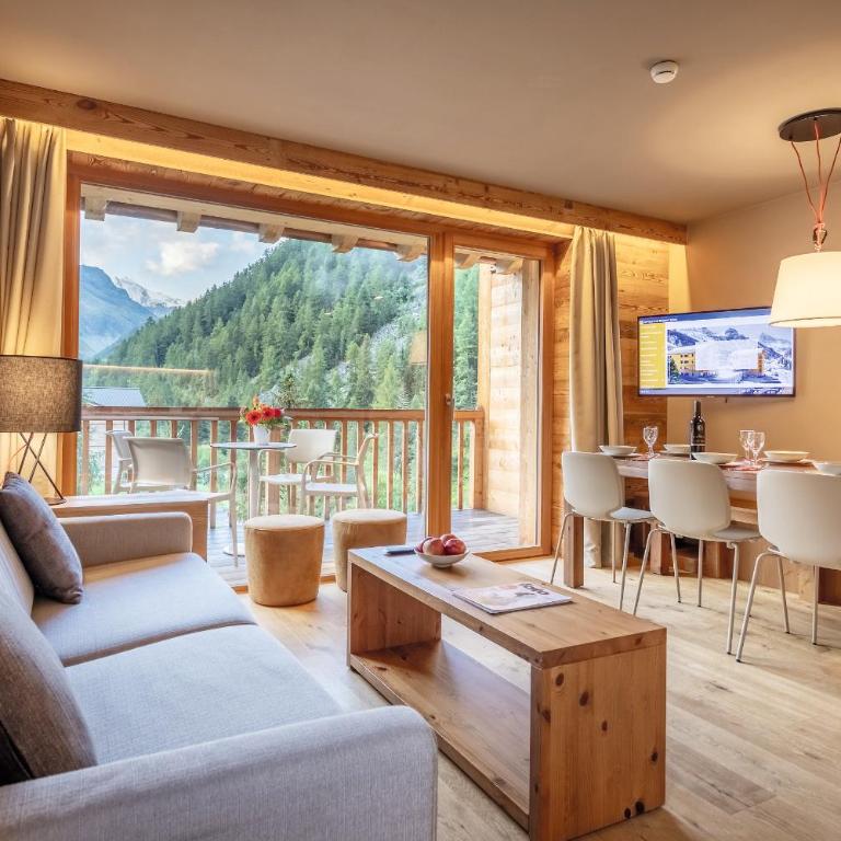 SWISSPEAK Resorts by Pierre & Vacances Premium Zinal - Ferienwohnung mit 2 Schlafzimmern und Terrasse oder Balkon (6 Personen) – Südseite - 6