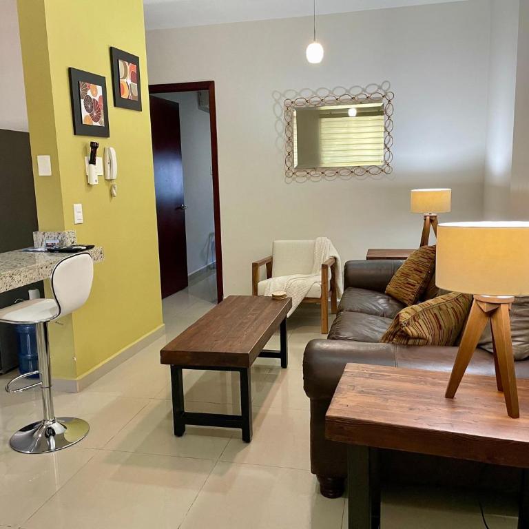 Charming Condo in Gaviotas Walk to Beach cafes, restaurants within Golden Zone - Vacation Home - 3