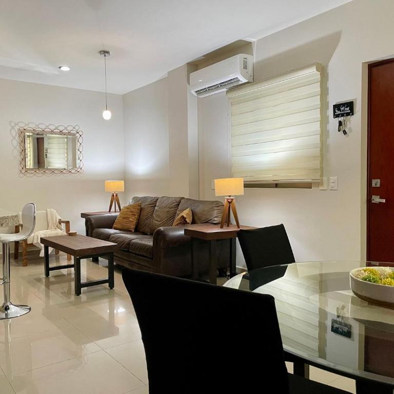 Charming Condo in Gaviotas Walk to Beach cafes, restaurants within Golden Zone - Vacation Home - 4