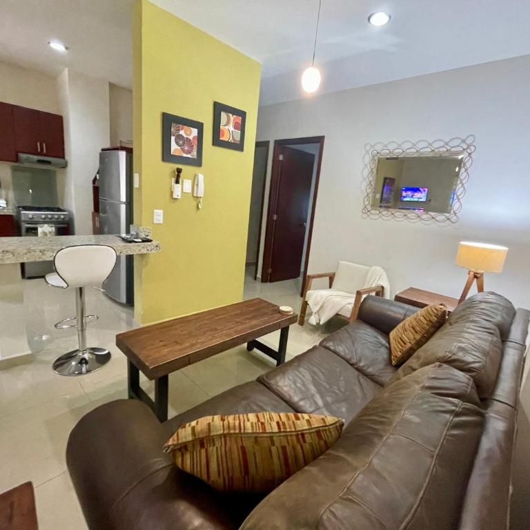 Charming Condo in Gaviotas Walk to Beach cafes, restaurants within Golden Zone - Vacation Home - 2
