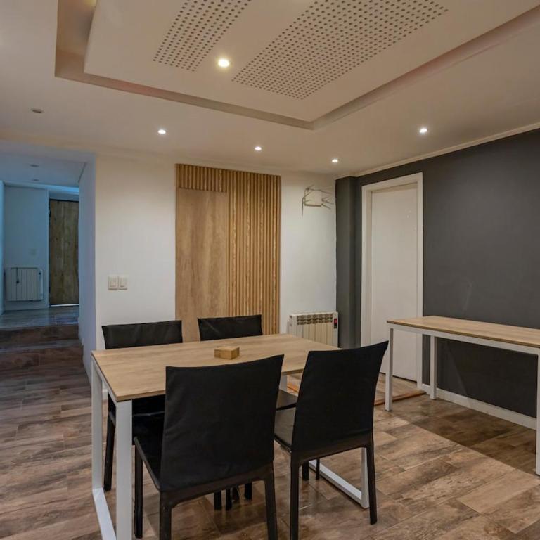 Casa en pleno centro Reciclaje top - Two-Bedroom House - 5