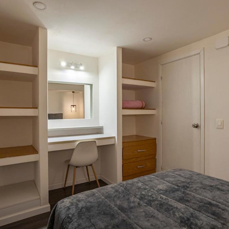 Casa en pleno centro Reciclaje top - Two-Bedroom House - 8