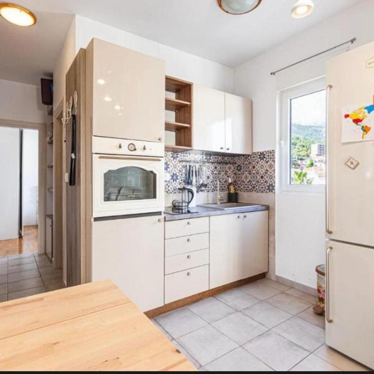 Evins Budva 1 Bedroom Apartment - Apartman sa 1 Spavaćom Sobom - 11