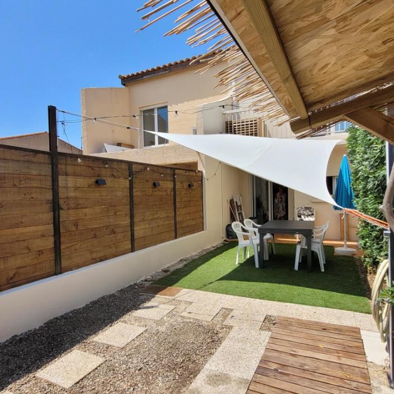 Duplex 45M2 avec Jardin à 150m de la plage - Two-Bedroom House - 7