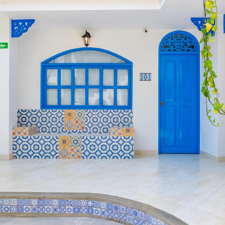 Casa Caribe Colonial - Family Room with Garden View - 3
