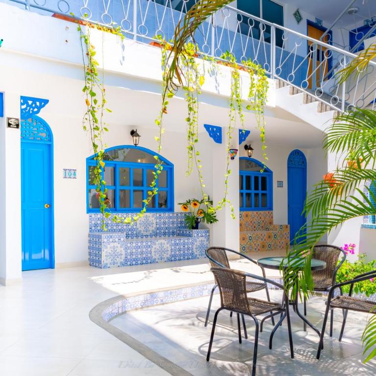 Casa Caribe Colonial - Family Room with Garden View - 36