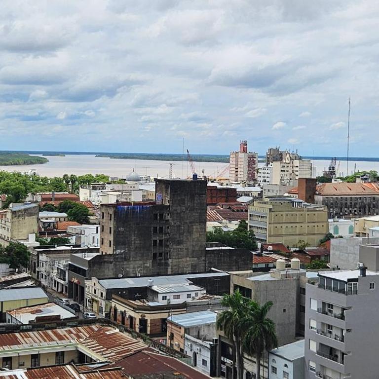 Departamento céntrico, con cochera, wifi, vista increíble - One-Bedroom Apartment - 13