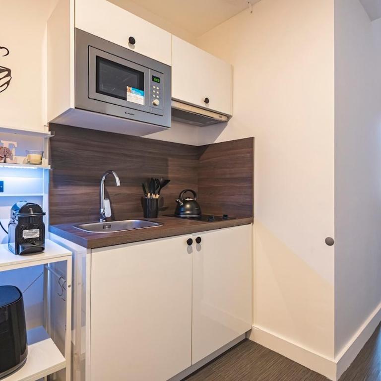 Immi Immobilier - Studio Moderne & Équipé - Apartamento de 1 dormitorio - 9