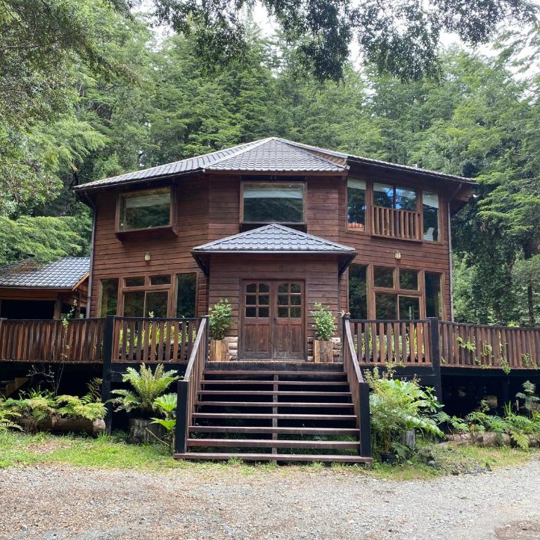 Casa Exclusiva en Reserva Huilo Huilo, 16 personas - Superior Family Room - 1