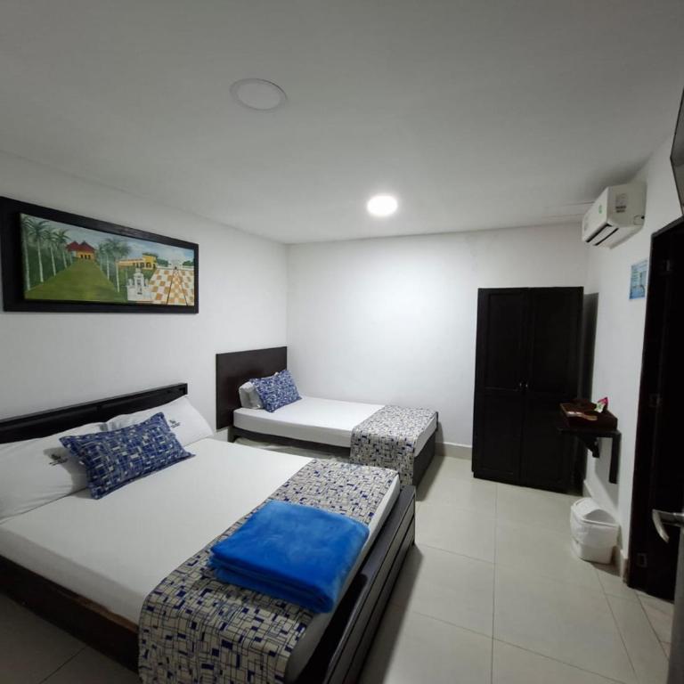 Hotel Medellin - Habitación Triple - 1