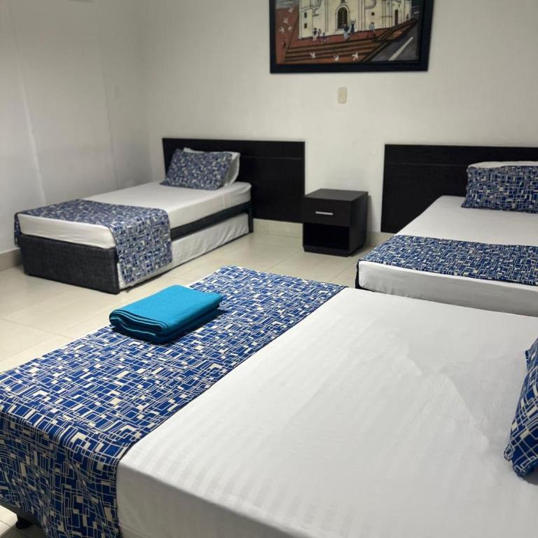 Hotel Medellin - Habitación Familiar (6 adultos) - 2