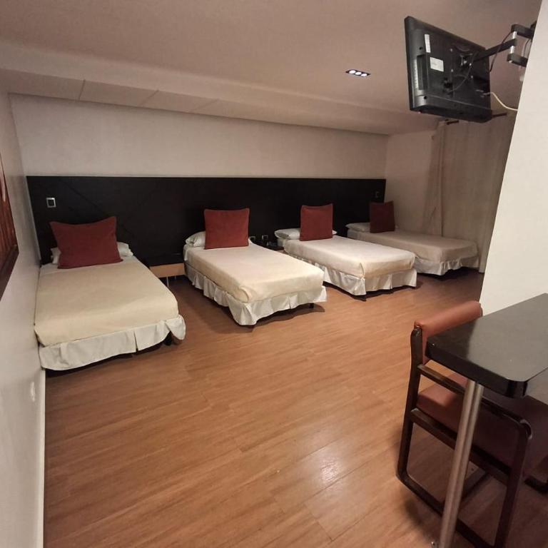 Hotel León Dorado - Family Suite - 11