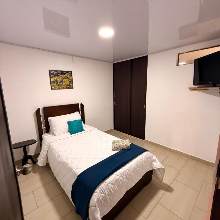 Cómodo Apto 3 habitaciones "Ruta del Condor" - Three-Bedroom Apartment - 26