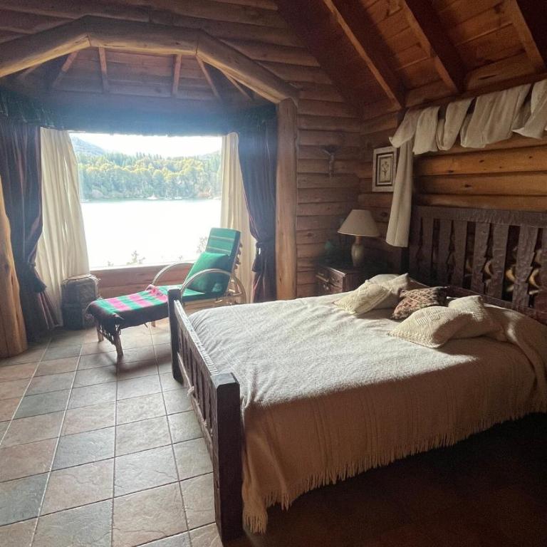 Casa de Montaña - Mountain House with Lakefront - Five-Bedroom House - 7