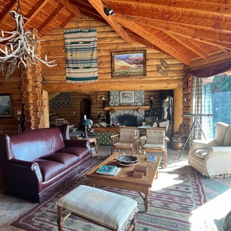 Casa de Montaña - Mountain House with Lakefront - Five-Bedroom House - 34