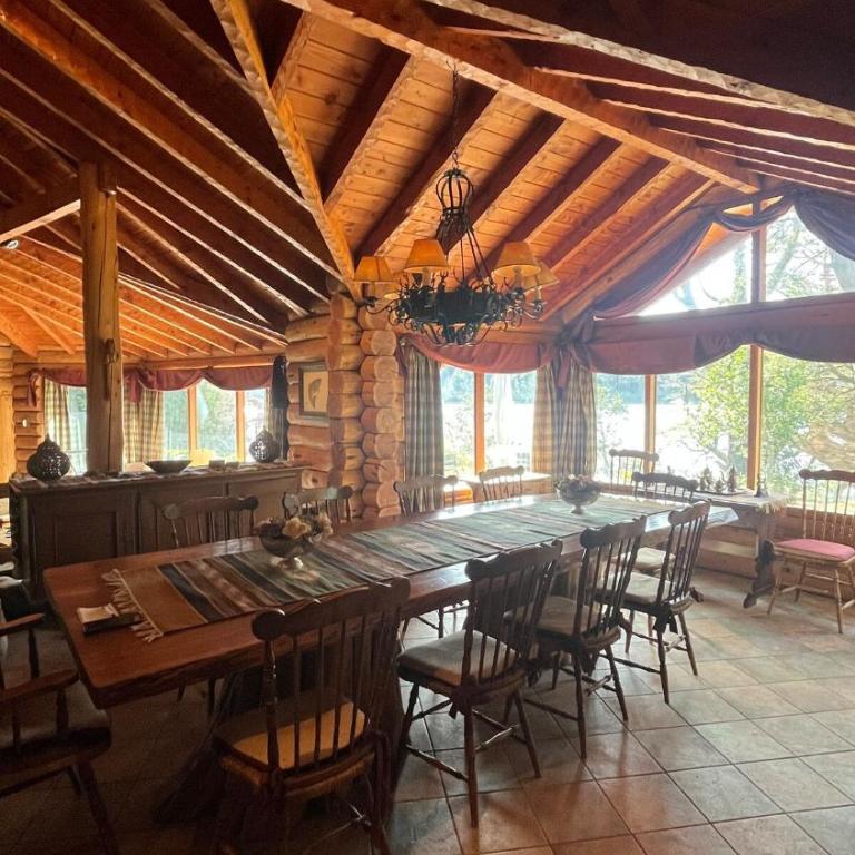 Casa de Montaña - Mountain House with Lakefront - Five-Bedroom House - 41