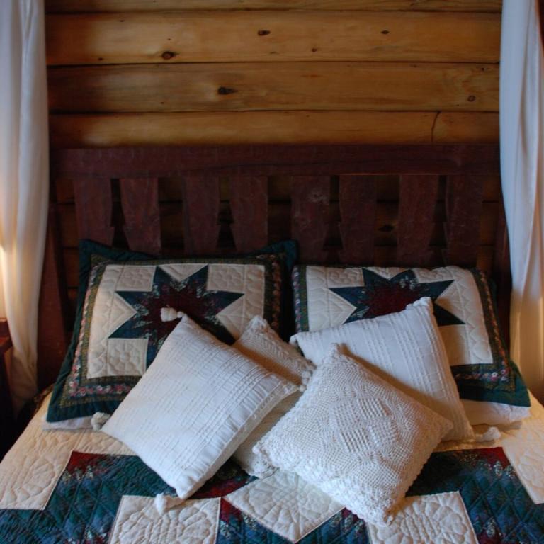 Casa de Montaña - Mountain House with Lakefront - Five-Bedroom House - 44