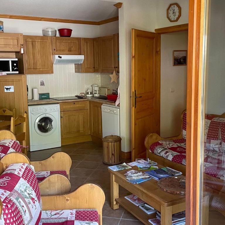 Appartement 3 pièces, 4 pers, balcon, parking - FR-1-263-645 - Appartement - 3
