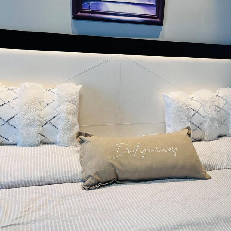 Modern full house rental for 7 people - Casa de 5 dormitorios - 22