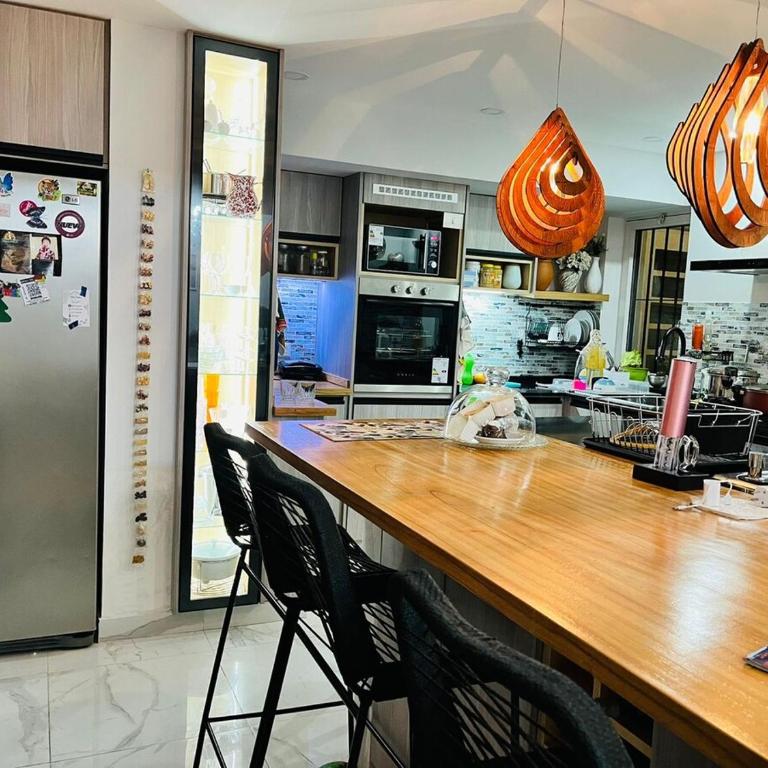 Modern full house rental for 7 people - Casa de 5 dormitorios - 26