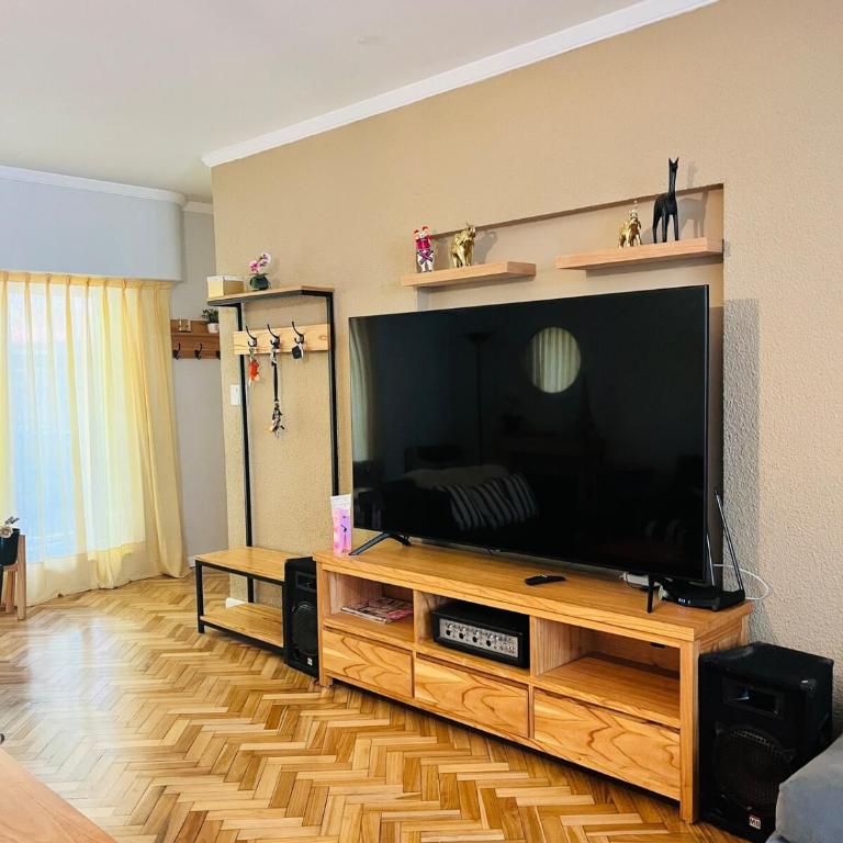 Modern full house rental for 7 people - Casa de 5 dormitorios - 35