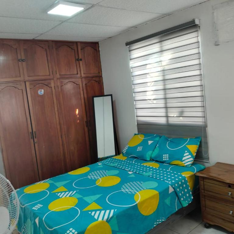 AirbnbNat - Three-Bedroom House - 3