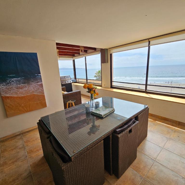 Gran Depto 12 Pers, Frente al Mar, 4 Esquinas, king,Queen,8 singles - Four-Bedroom Deluxe Apartment - 29