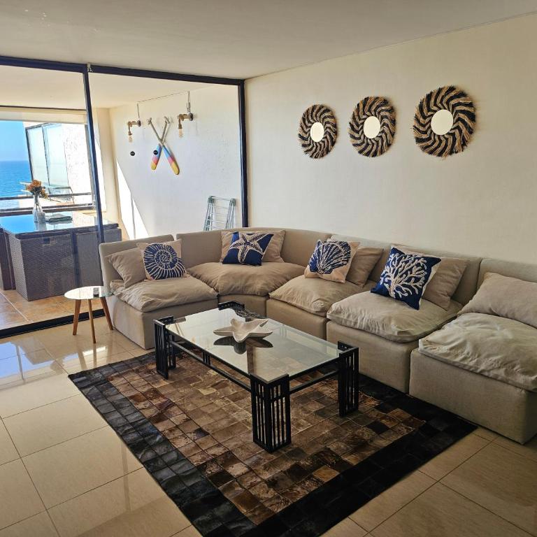 Gran Depto 12 Pers, Frente al Mar, 4 Esquinas, king,Queen,8 singles - Four-Bedroom Deluxe Apartment - 4