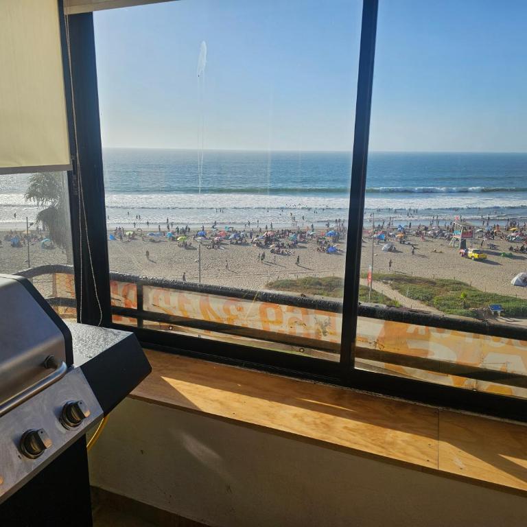 Gran Depto 12 Pers, Frente al Mar, 4 Esquinas, king,Queen,8 singles - Four-Bedroom Deluxe Apartment - 28