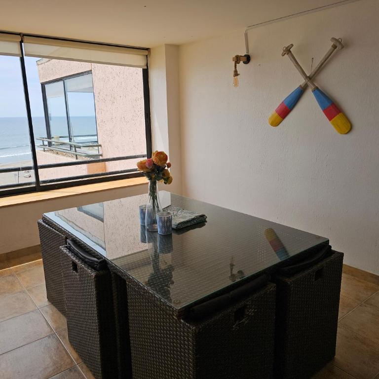 Gran Depto 12 Pers, Frente al Mar, 4 Esquinas, king,Queen,8 singles - Four-Bedroom Deluxe Apartment - 25