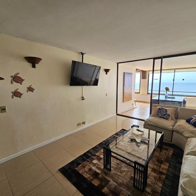 Gran Depto 12 Pers, Frente al Mar, 4 Esquinas, king,Queen,8 singles - Four-Bedroom Deluxe Apartment - 13