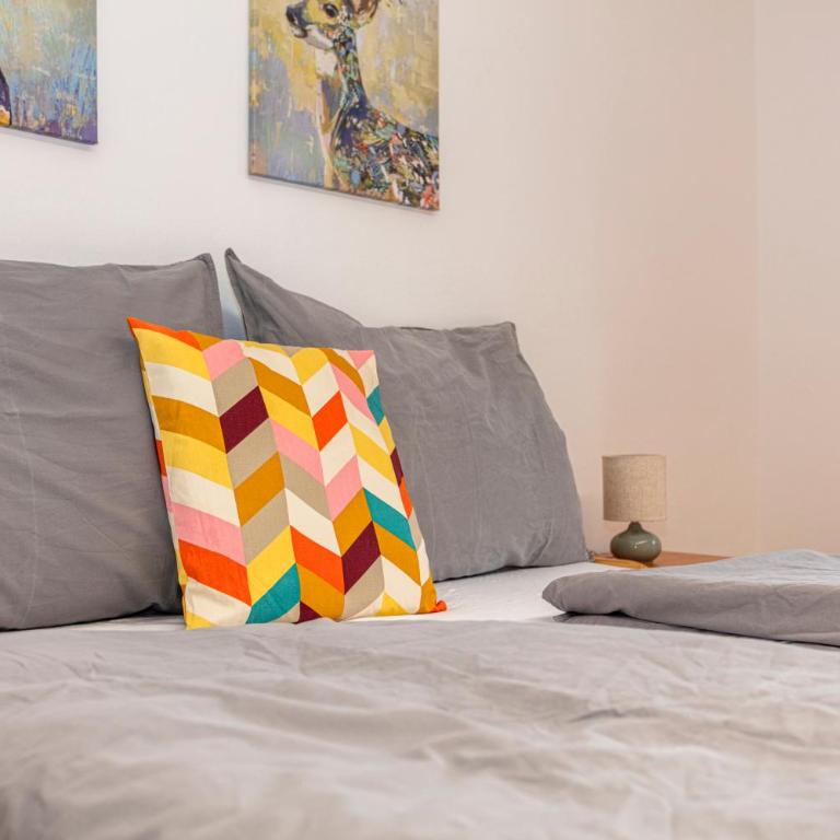 Großes Ferienhaus für 10 Personen mit Kachelofen & Bergblick - Appartement - 5