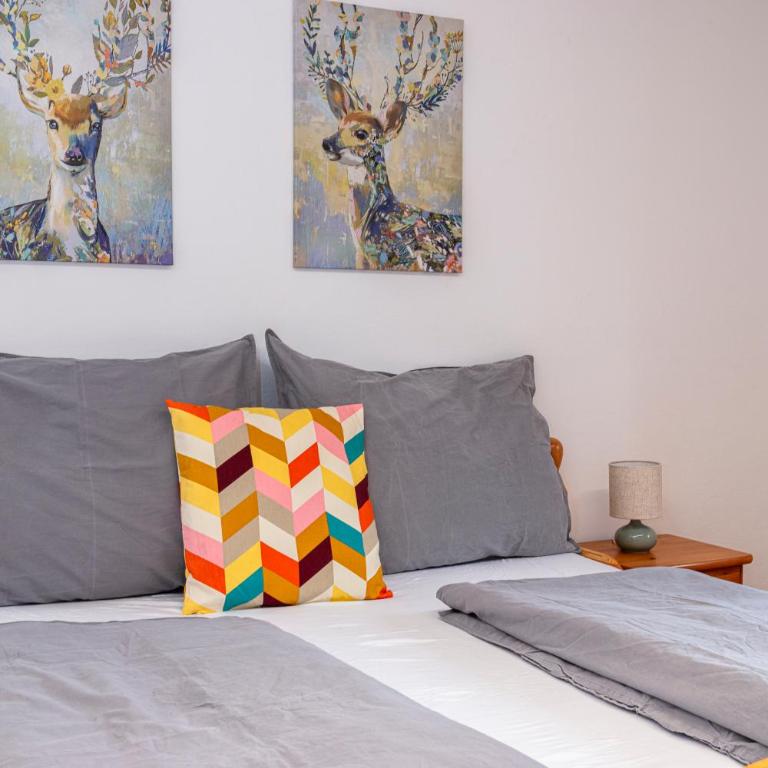 Großes Ferienhaus für 10 Personen mit Kachelofen & Bergblick - Appartement - 15