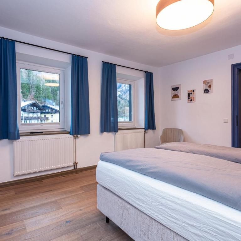 Großes Ferienhaus für 10 Personen mit Kachelofen & Bergblick - Appartement - 48