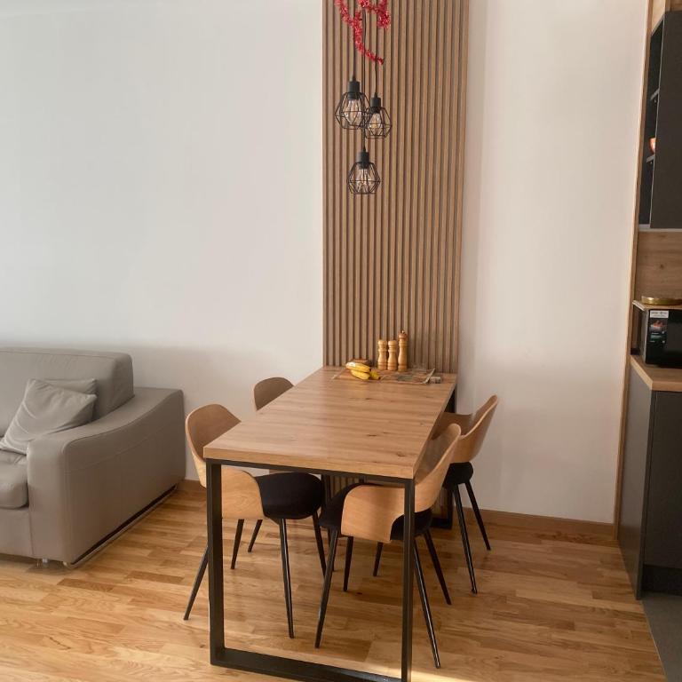 Privatni apartman A15 Vučko Aparthotel - Two-Bedroom Apartment - 10