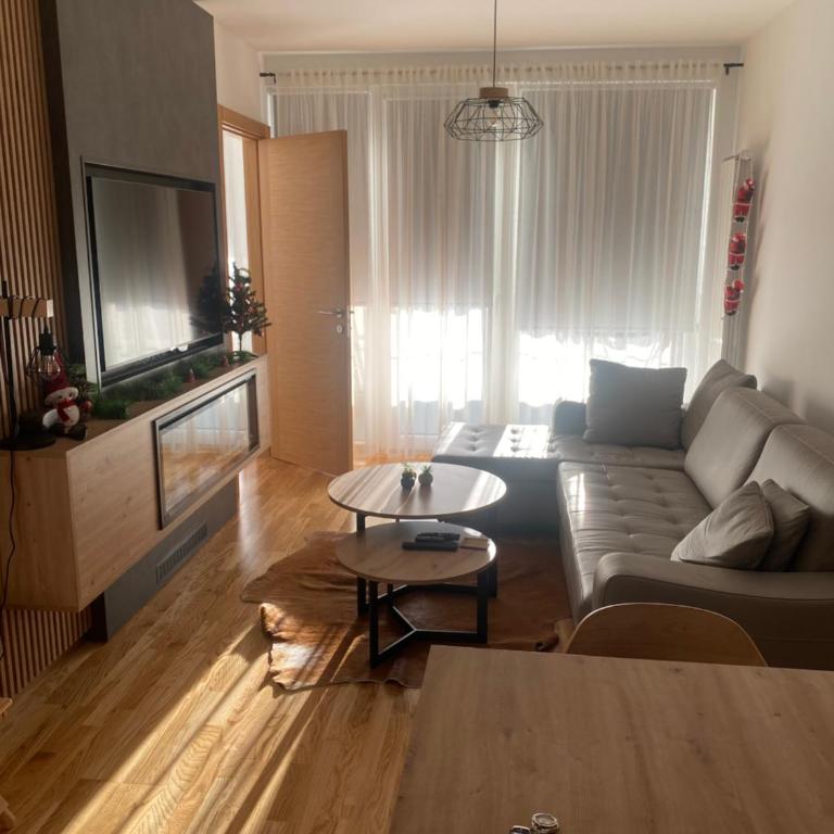 Privatni apartman A15 Vučko Aparthotel - Two-Bedroom Apartment - 1
