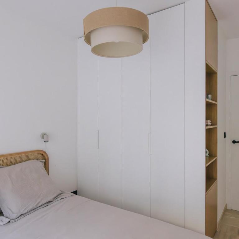 French Riviera - 3 pièces, vue mer et piscine - Appartement 2 Chambres - 42