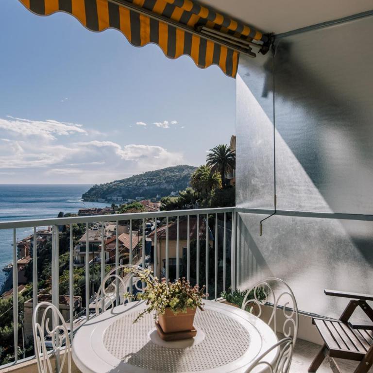 French Riviera - 3 pièces, vue mer et piscine - Appartement 2 Chambres - 9