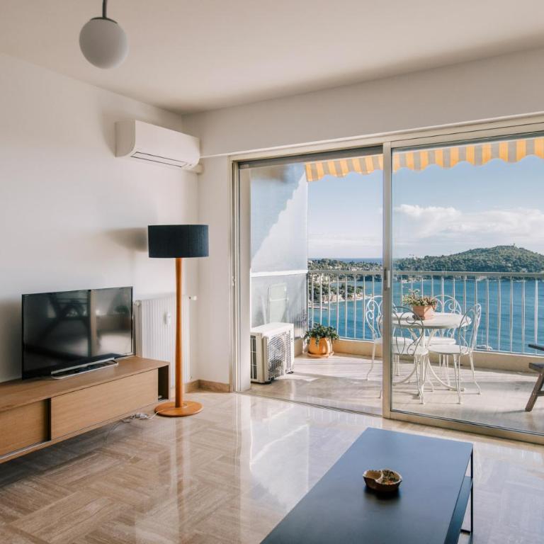 French Riviera - 3 pièces, vue mer et piscine - Appartement 2 Chambres - 13
