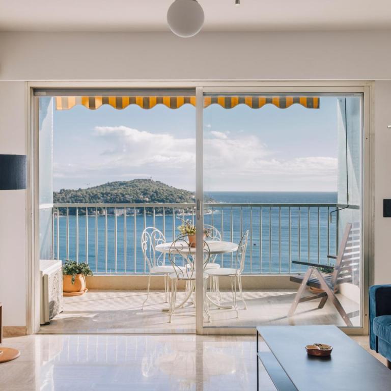 French Riviera - 3 pièces, vue mer et piscine - Appartement 2 Chambres - 12