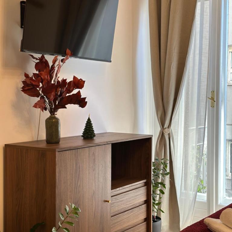 Central Piazza Ponterosso - The Green Nest - Appartamento con Balcone - 30