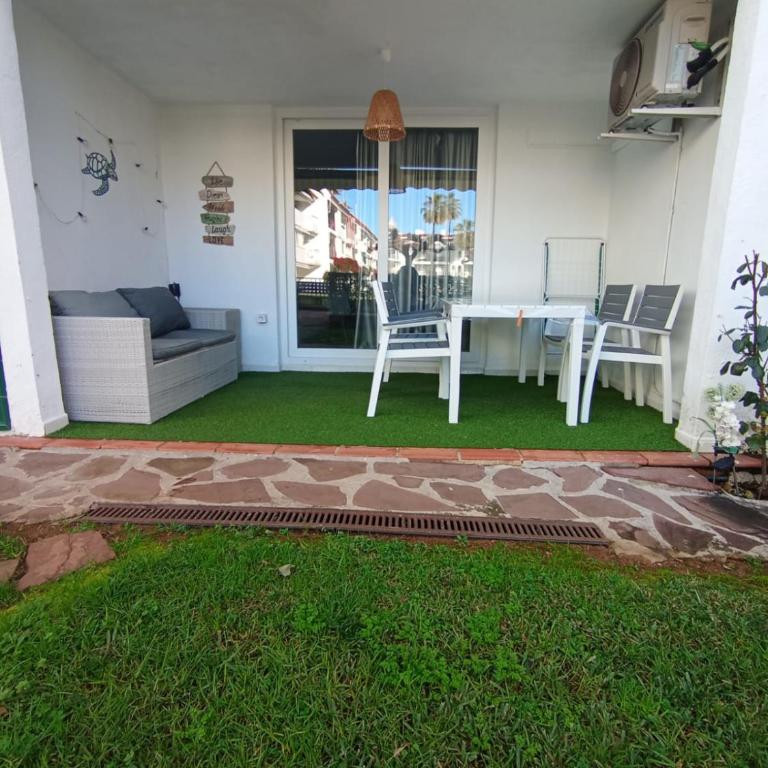 Apartamento enfrente la playa - Apartamento con vistas a la piscina - 22